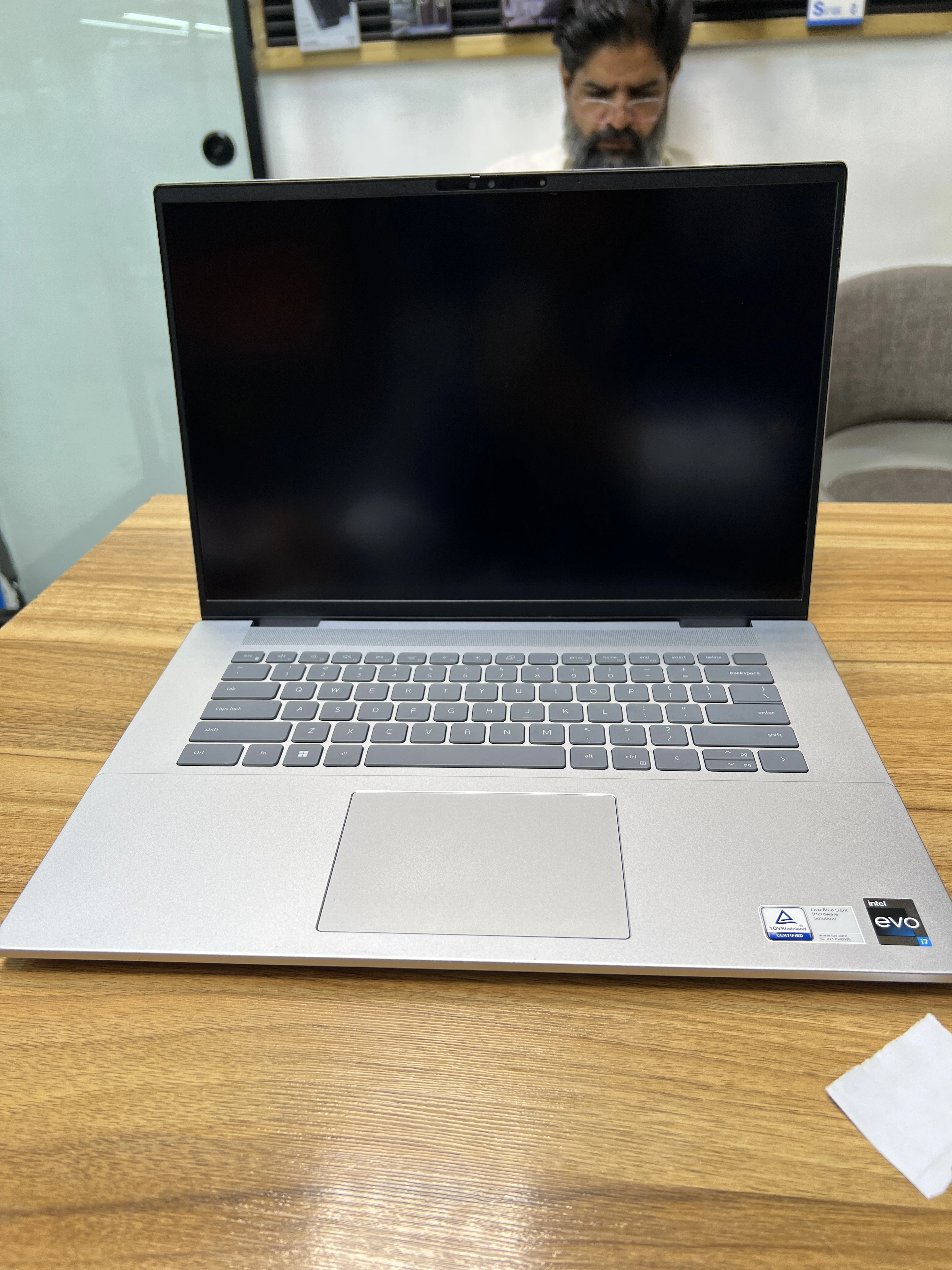 دل ۷۶۳۰ دست دوم ۱۵.۶ اینچی Dell inspiron (7630) Core i7-13 -۳۲GB-256GB- خاکستری - Thumbnail 2